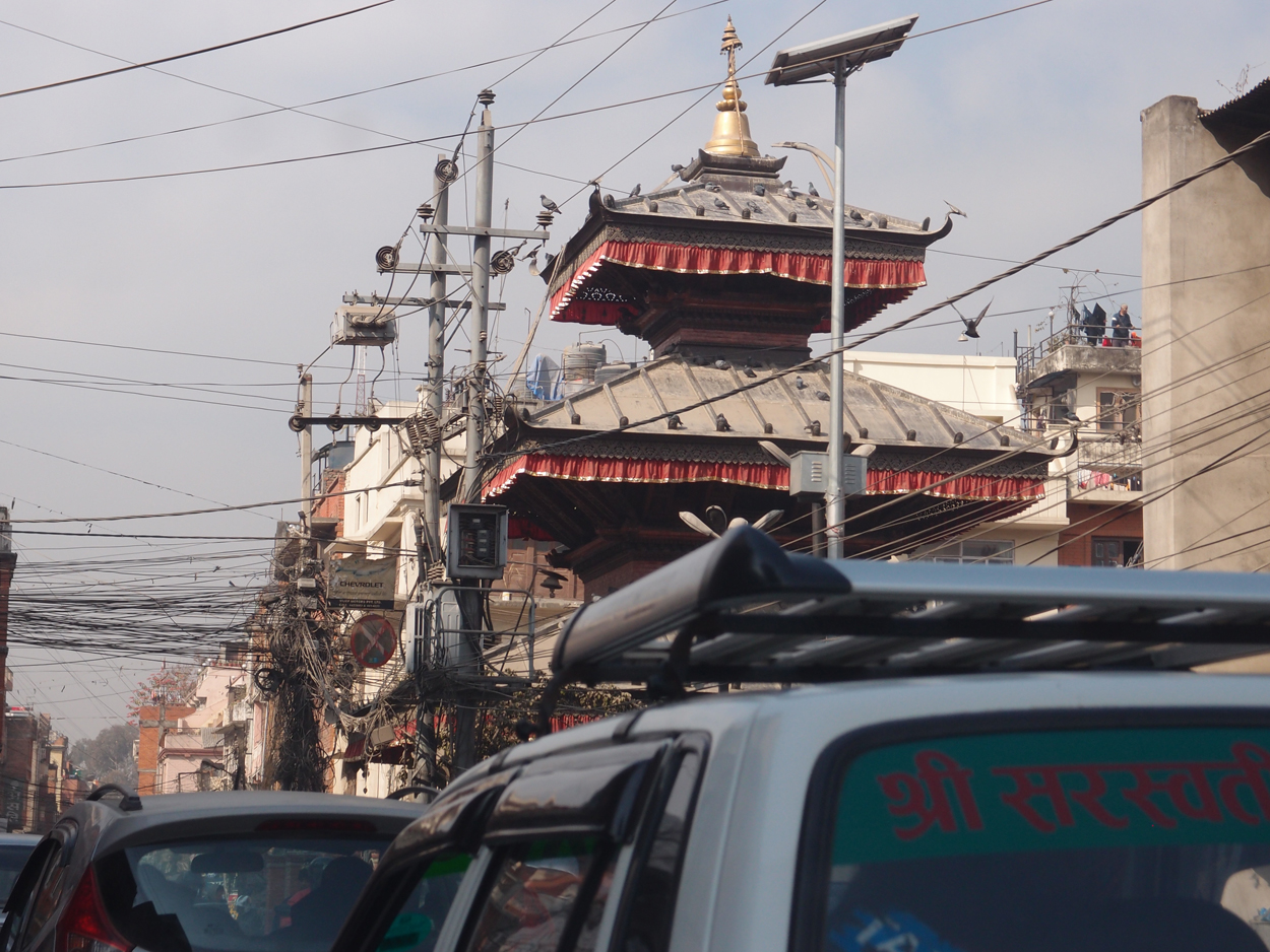 2018-01-14 12 Uhr - Fahrt nach Swayambu (Video) 